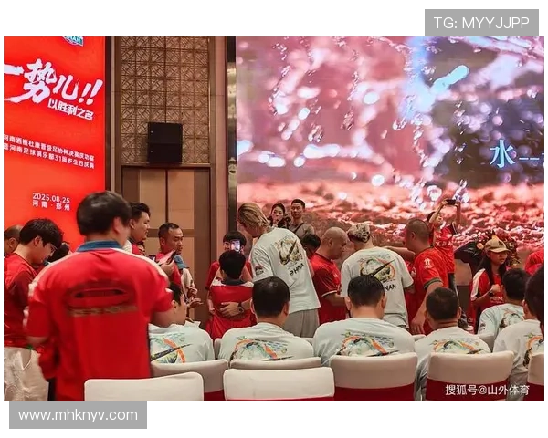 终场绝杀引爆全场球迷热议冠军归属悬念再起今夜巅峰对决燃爆联盟 - 副本 (4) - 副本 - 副本