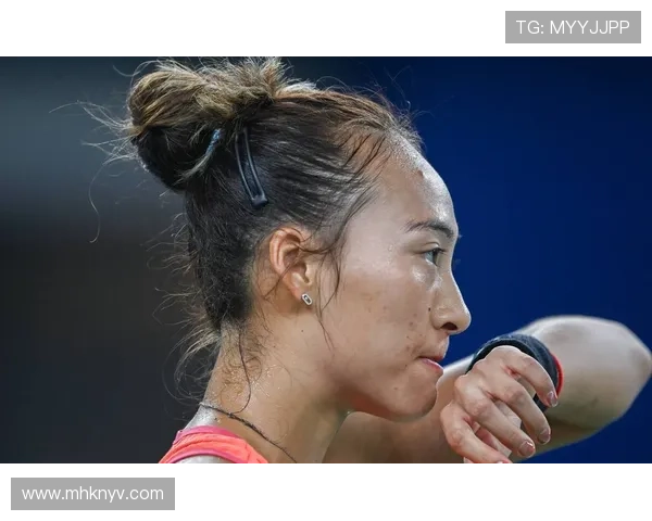 郑钦文强势崛起征战国际赛场 展现中国网球新生力量 - 副本 (6) - 副本 郑钦文强势崛起征战国际赛场 展现中国网球新生力量 - 副本 (6) - 副本